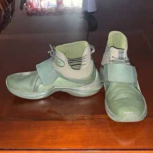 Puma Fenty sneakers